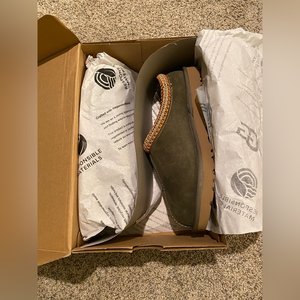 UGG Tasman Slippers